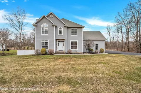 26 Douglas Dr, Covington Twp, PA 18424