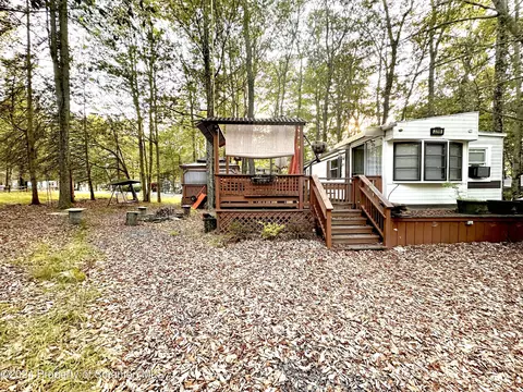 219 Festival Way, Covington Twp, PA 18424
