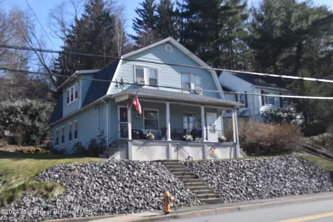 190-192 Main St, Avoca, PA 18641