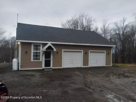 169 Hunsinger Rd, Hallstead, PA 18822