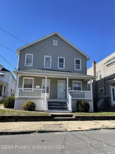 1091-1093 Carmalt St, Dickson City, PA 18519