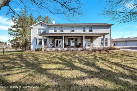 559 Lily Lake Rd, Waverly, PA 18471