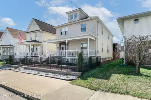 1119 Loomis Ave, Taylor, PA 18517