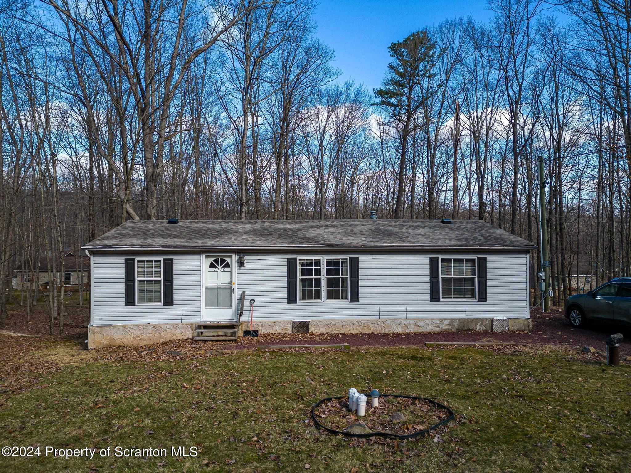 1219 Woodhaven Dr  