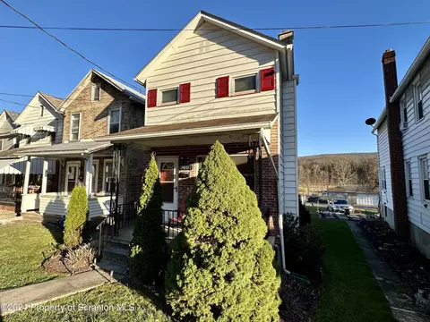 3087 S Main St, Hanover Twp, PA 18706