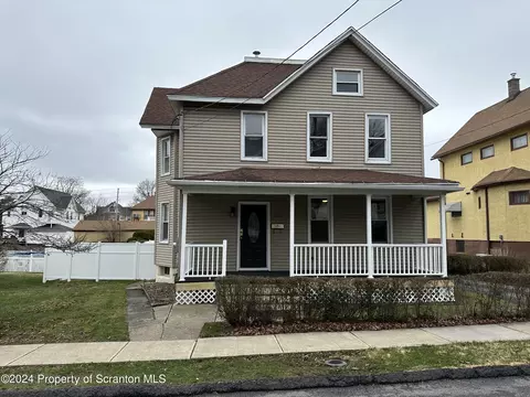 414 Second St, Dunmore, PA 18512