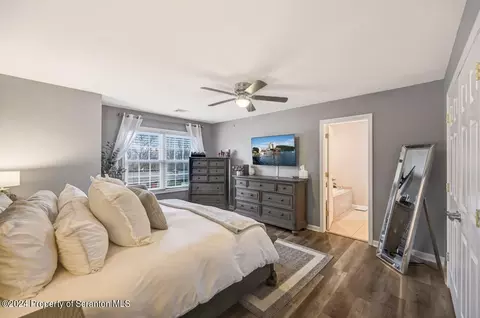 Bedroom - 29 Sharon Dr, Moosic, PA 18507 photo 1 of 12