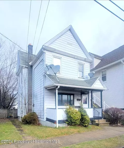 326 Bowman St, Wilkes-barre, PA 18702