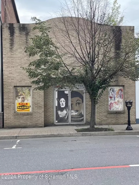 34 N Main St, Pittston, PA 18640