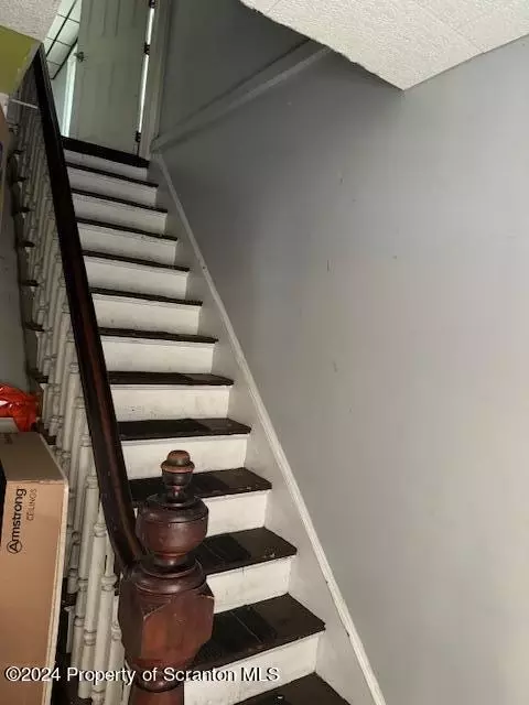 Entry Way - 61 E Parker St, Scranton, PA 18504 photo 1 of 1
