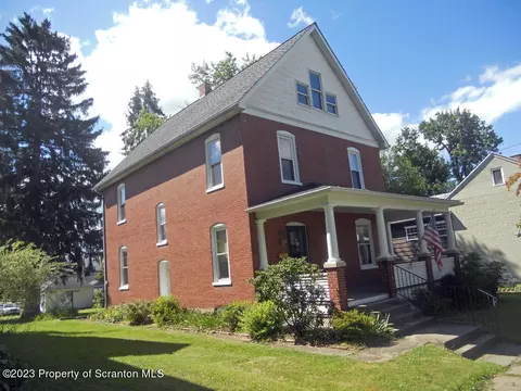 400 S Main St, Doylestown, PA 18901