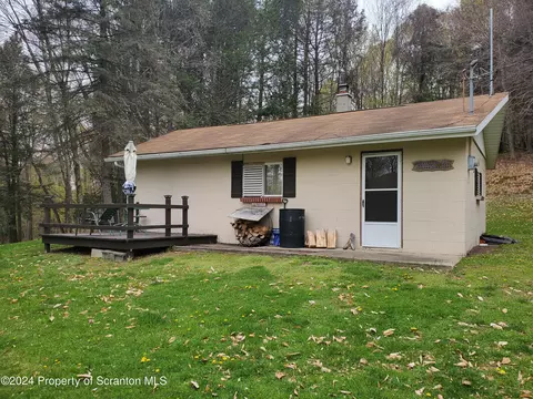 683 Corby Rd, Friendsville, PA 18818