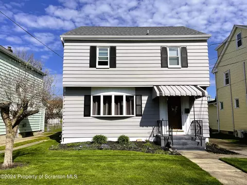 76 N Loveland Ave, Kingston, PA 18704