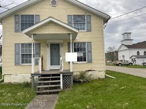 131 James Monroe Ave, Monroeton, PA 18832