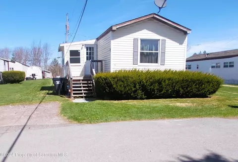 31 Mt Laurel Village Vlg, Spring Brook Twp, PA 18444