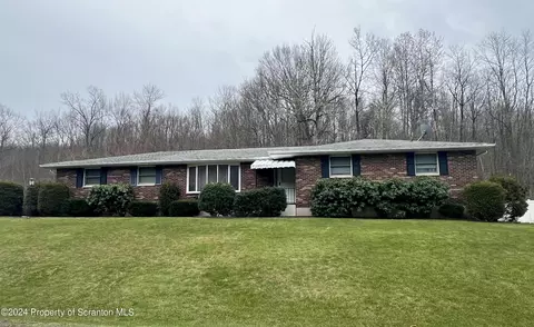 41 Linda Ln, Carbondale, PA 18407