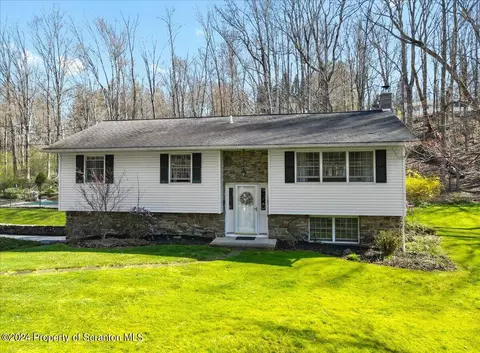 216 S Turnpike Rd, Dalton, PA 18414