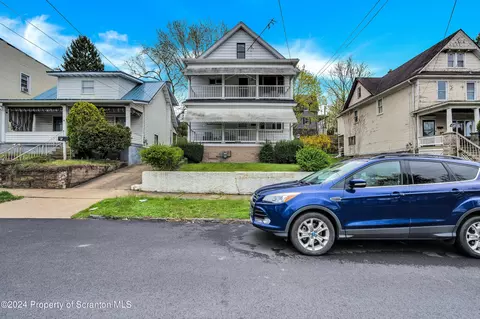 523 Crown Ave, Scranton, PA 18505