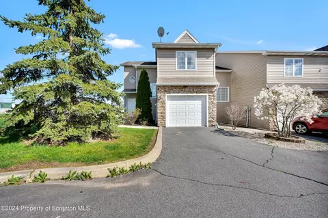 702 S Keyser Ave, Scranton, PA 18504