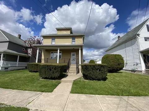 1718 Dorothy St, Scranton, PA 18504