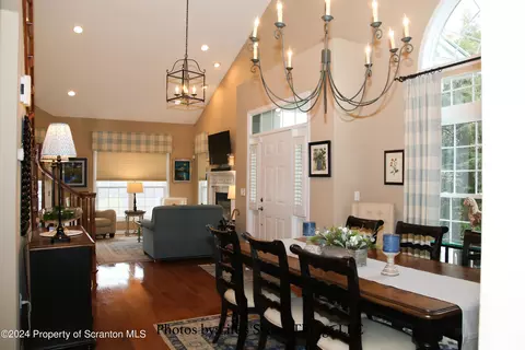 Dining - 306 Thackeray Cl, Moosic, PA 18507 photo 1 of 2