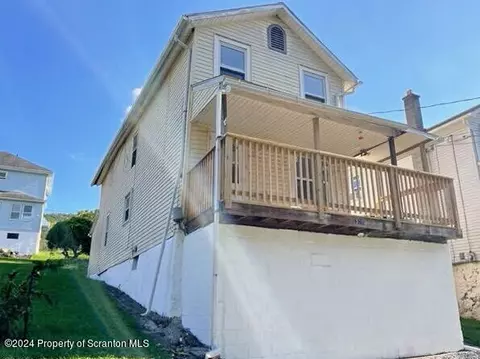 370 Hill St, Sugar Notch, PA 18706