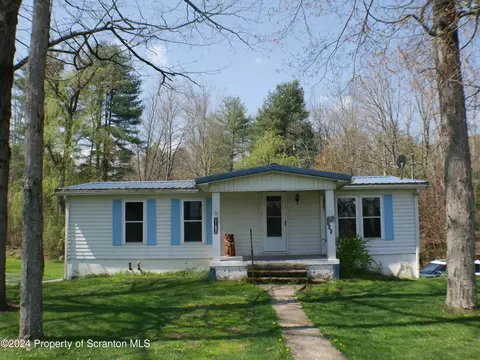 135 Merrill St, Hallstead, PA 18822