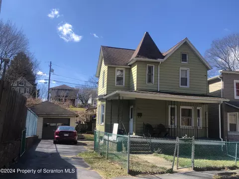 830 E Parker St, Scranton, PA 18509
