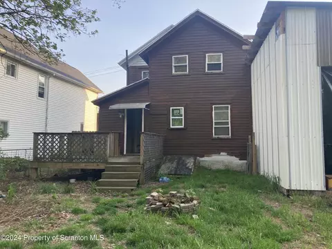 1202 Philo St, Scranton, PA 18509 photo 4
