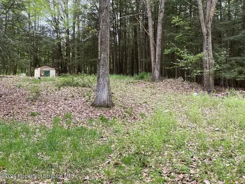 615 Billings Mill Rd, Tunkhannock, PA 18657