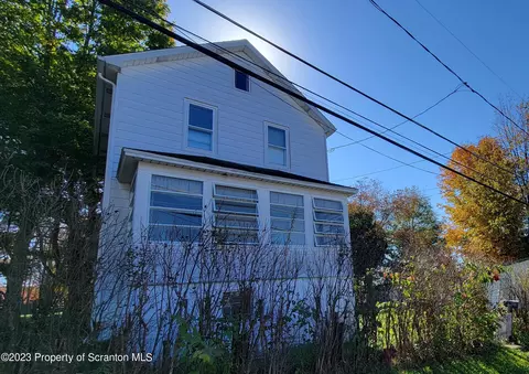 232 Vine St, Forest City, PA 18421