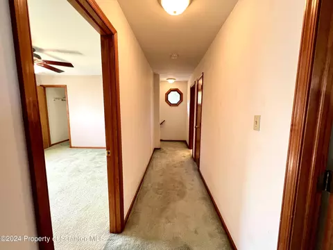 906 Sunset Dr, Olyphant, PA 18447 photo 22
