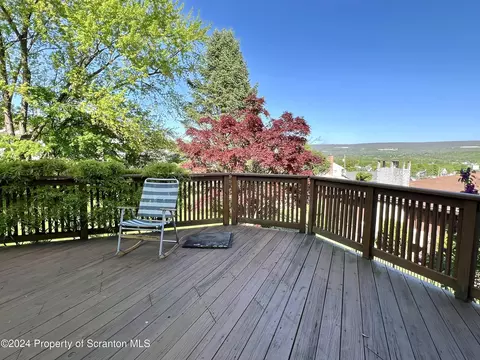 906 Sunset Dr, Olyphant, PA 18447 photo 40