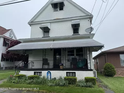 1620 Elizabeth St, Scranton, PA 18504