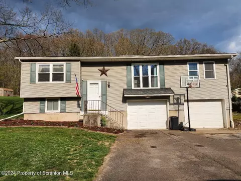 404 Stony Mtn Rd, Tunkhannock, PA 18657