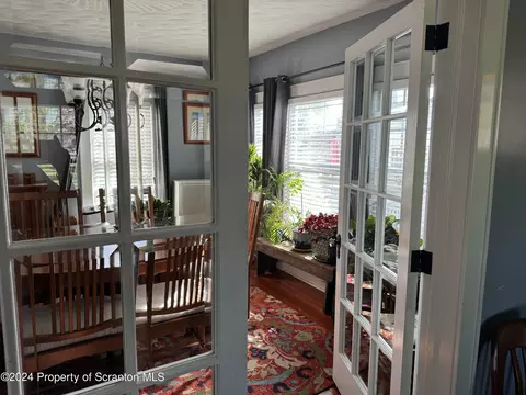 612 Main St, Moosic, PA 18507 photo 24