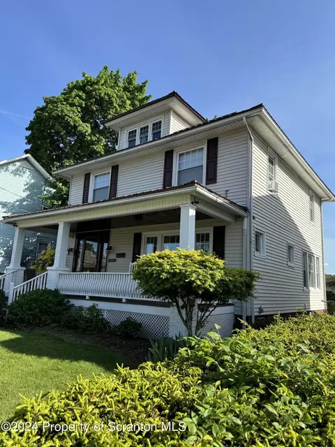 612 Main St, Moosic, PA 18507 photo 2