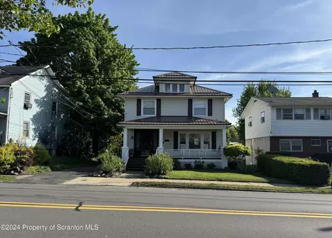 612 Main St, Moosic, PA 18507 photo 6