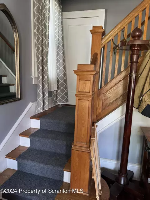 612 Main St, Moosic, PA 18507 photo 21