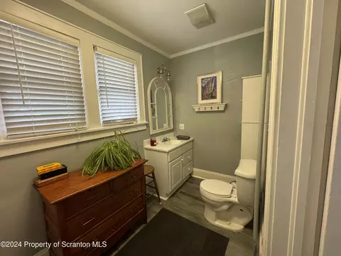 612 Main St, Moosic, PA 18507 photo 33