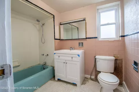Undisclosed, Scranton, PA 18505 photo 23