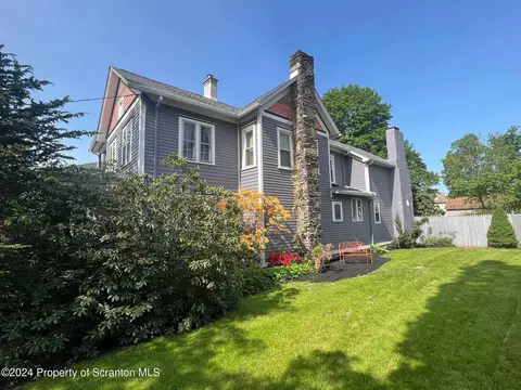51 Wyoming Ave, Tunkhannock, PA 18657