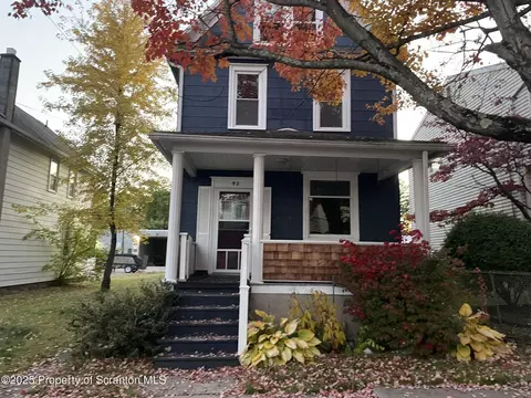 92 W Pettebone St, Forty Fort, PA 18704