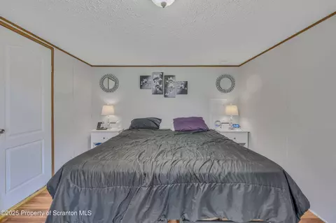 8 Joyce St, Moosic, PA 18507 photo 32