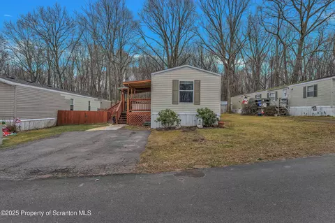 8 Joyce St, Moosic, PA 18507 photo 39