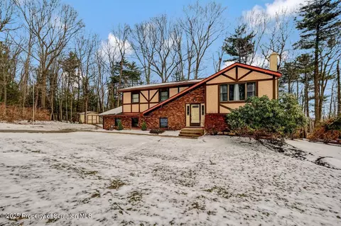 118 Living Waters Rd, Jefferson Twp, PA 18436