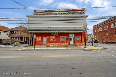 319 Church St, Jessup, PA 18434