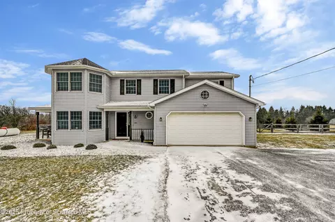 348 Reynolds Rd, Factoryville, PA 18419