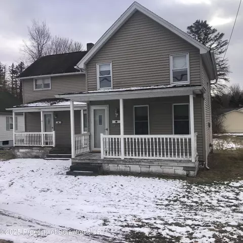 404 Hudson St, Jermyn, PA 18433