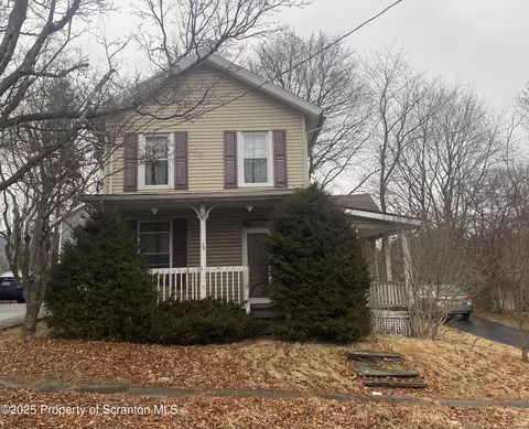 31 E Harrison St, Tunkhannock, PA 18657